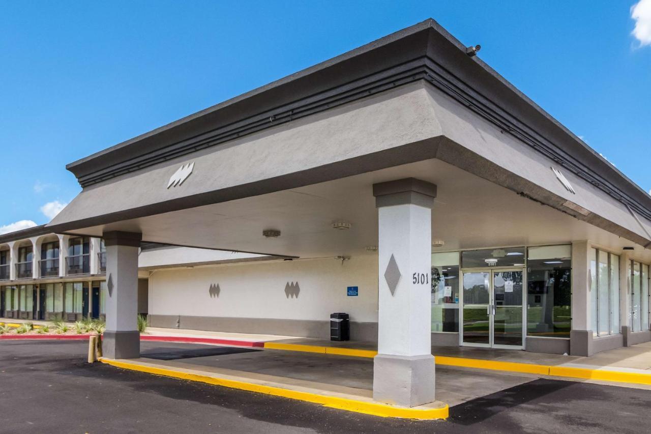 Motel 6 Groves, Tx Bagian luar foto
